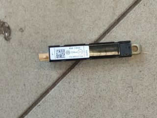 bontott VW TOURAN Antenna Erősítő