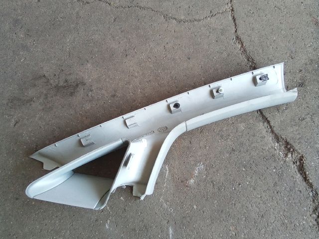 bontott VW TOURAN Bal A Oszlop Burkolat