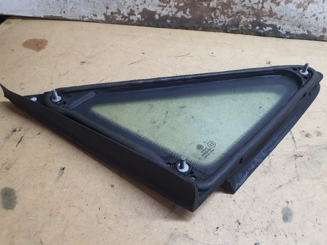 bontott VW TOURAN Bal A Oszlop Oldalablak Üveg