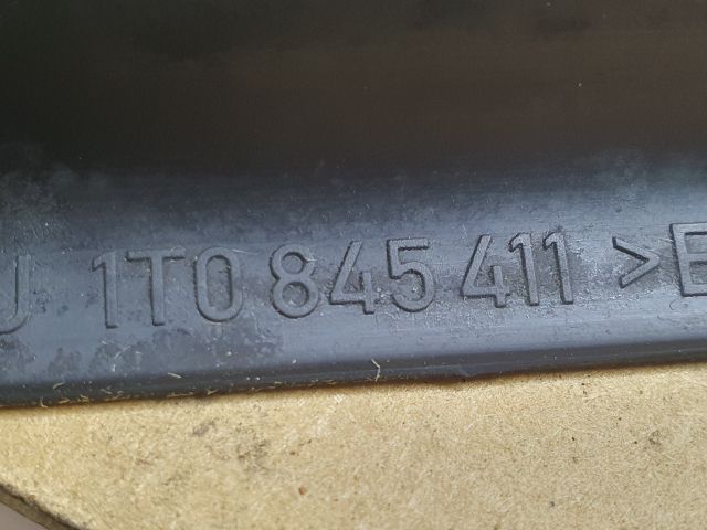 bontott VW TOURAN Bal A Oszlop Oldalablak Üveg