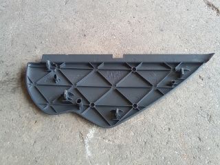 bontott VW TOURAN Bal Alsó Műszerfal Burkolat