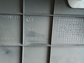 bontott VW TOURAN Bal Alsó Műszerfal Burkolat