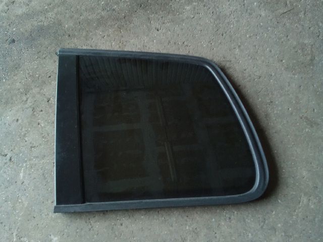 bontott VW TOURAN Bal C Oszlop Oldalablak Üveg