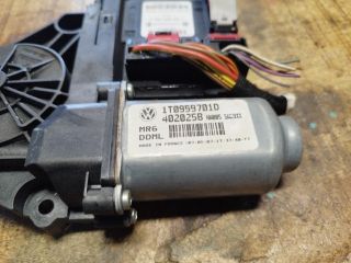 bontott VW TOURAN Bal első Ablakemelő Motor