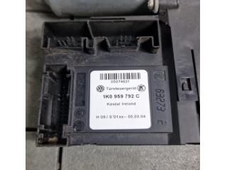 bontott VW TOURAN Bal első Ablakemelő Motor