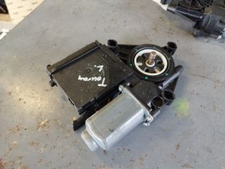 bontott VW TOURAN Bal első Ablakemelő Motor