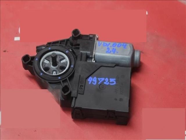 bontott VW TOURAN Bal első Ablakemelő Motor