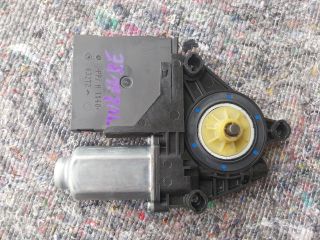 bontott VW TOURAN Bal első Ablakemelő Motor