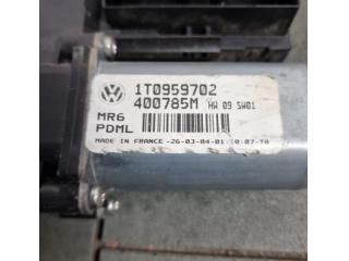 bontott VW TOURAN Bal első Ablakemelő Motor