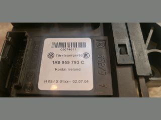 bontott VW TOURAN Bal első Ablakemelő Motor