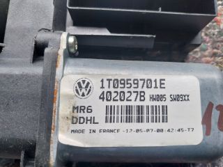 bontott VW TOURAN Bal első Ablakemelő Motor