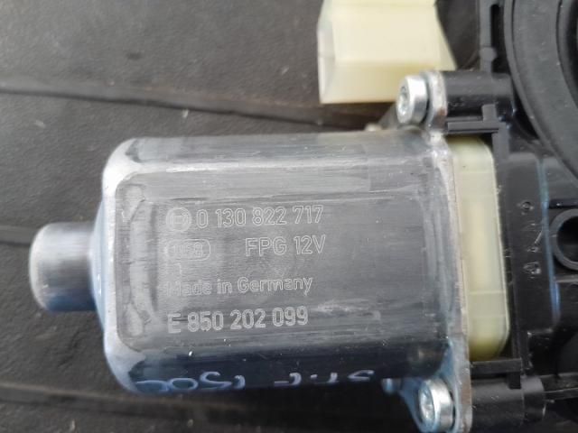 bontott VW TOURAN Bal első Ablakemelő Motor