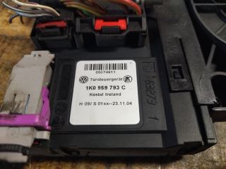 bontott VW TOURAN Bal első Ablakemelő Motor