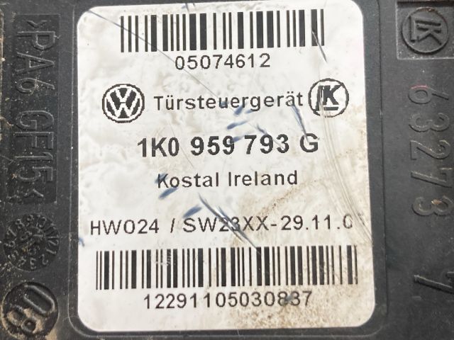 bontott VW TOURAN Bal első Ablakemelő Motor