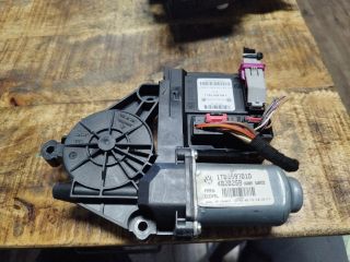 bontott VW TOURAN Bal első Ablakemelő Motor