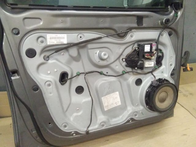 bontott VW TOURAN Bal első Ablakemelő Szerkezet (Elektromos)