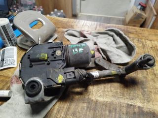 bontott VW TOURAN Bal első Ablaktörlő Motor