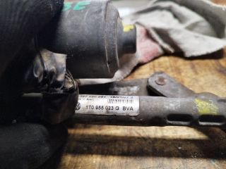 bontott VW TOURAN Bal első Ablaktörlő Motor