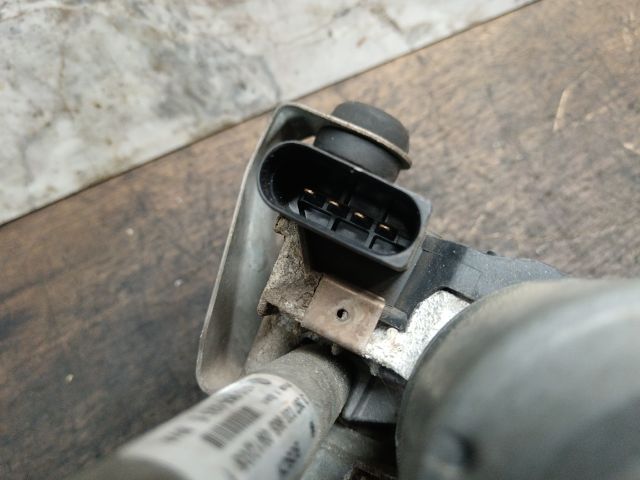 bontott VW TOURAN Bal első Ablaktörlő Szerkezet