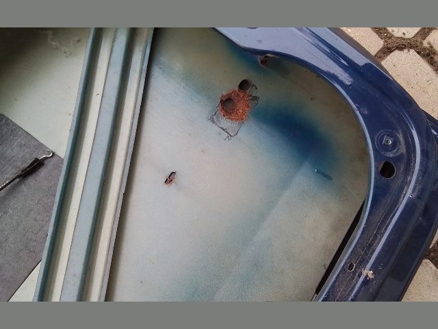 bontott VW TOURAN Bal első Ajtó (Részeivel)