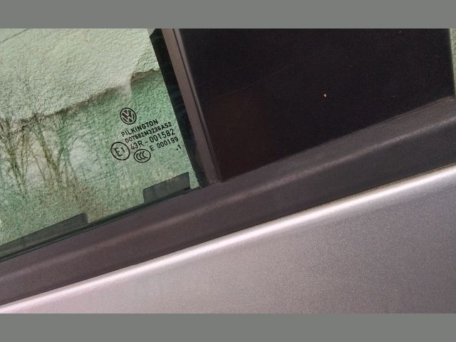 bontott VW TOURAN Bal első Ajtó (Részeivel)