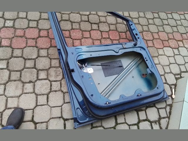 bontott VW TOURAN Bal első Ajtó (Részeivel)