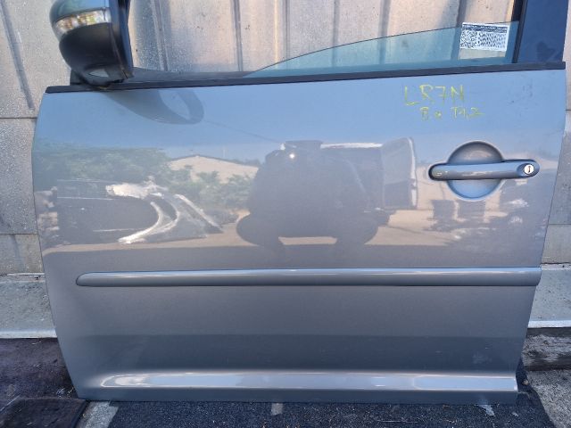 bontott VW TOURAN Bal első Ajtó (Részeivel)