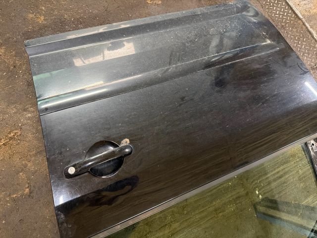 bontott VW TOURAN Bal első Ajtó (Részeivel)