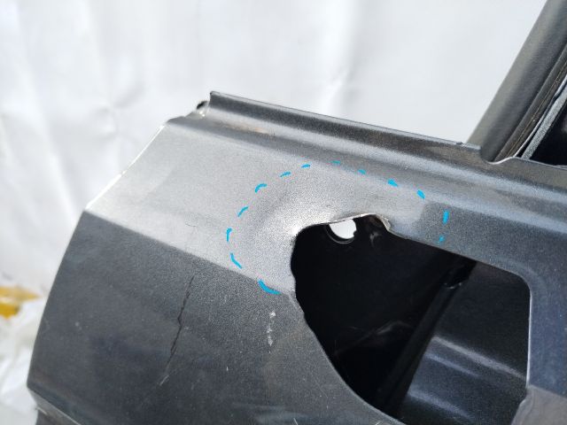 bontott VW TOURAN Bal első Ajtó (Üres lemez)