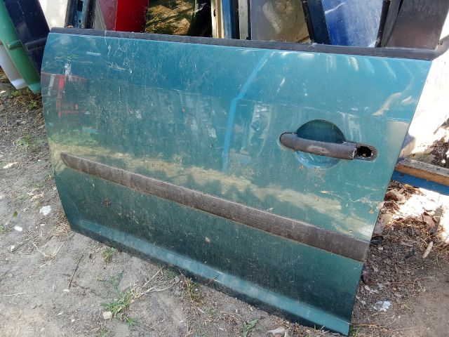 bontott VW TOURAN Bal első Ajtó (Üres lemez)