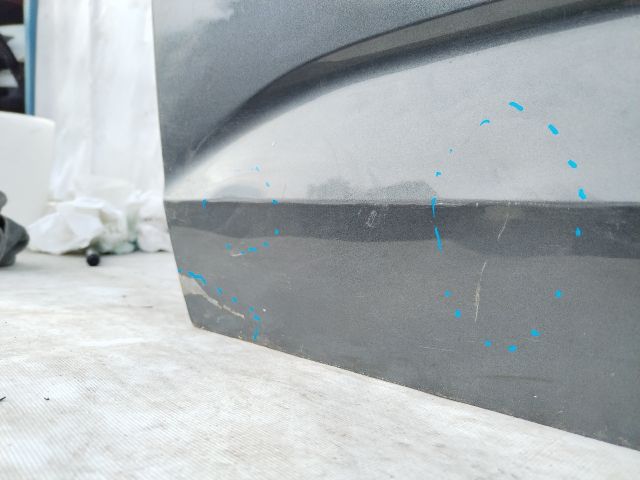 bontott VW TOURAN Bal első Ajtó (Üres lemez)