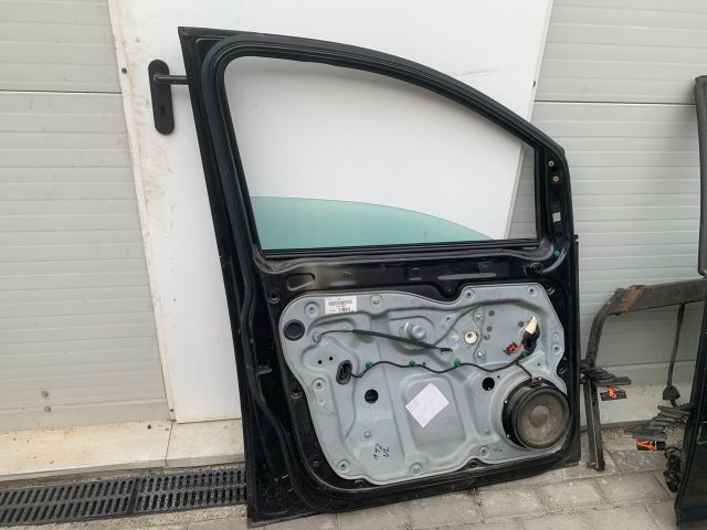 bontott VW TOURAN Bal első Ajtó (Üres lemez)