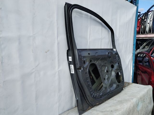 bontott VW TOURAN Bal első Ajtó (Üres lemez)