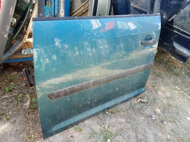 bontott VW TOURAN Bal első Ajtó (Üres lemez)