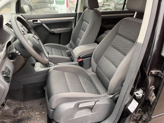 bontott VW TOURAN Bal első Ajtózár