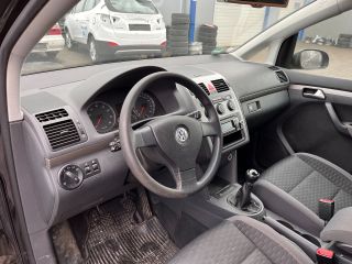 bontott VW TOURAN Bal első Ajtózár