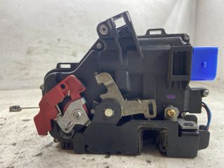 bontott VW TOURAN Bal első Ajtózár