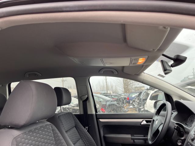 bontott VW TOURAN Bal első Ajtózár