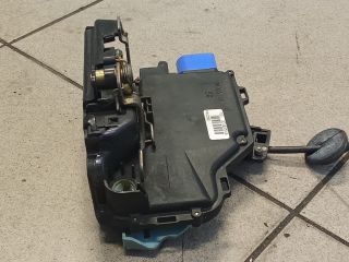 bontott VW TOURAN Bal első Ajtózár