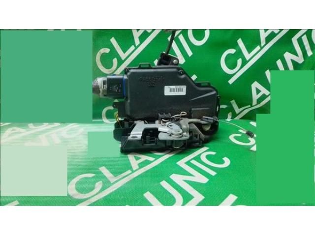 bontott VW TOURAN Bal első Ajtózár