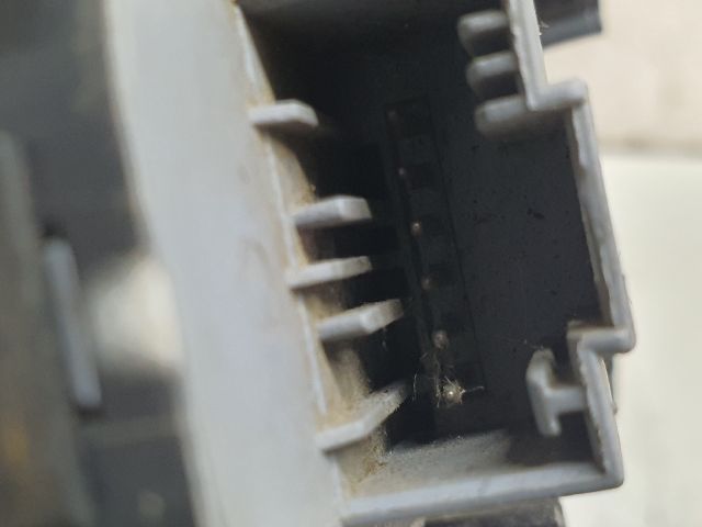 bontott VW TOURAN Bal első Belső Kilincs