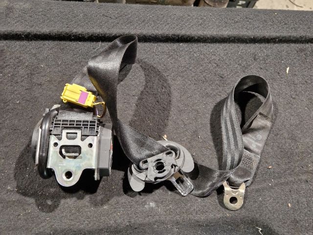 bontott VW TOURAN Bal első Biztonsági Öv