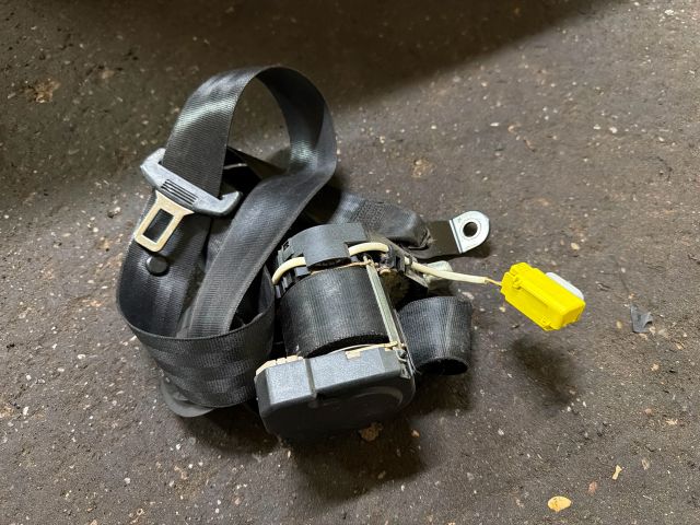 bontott VW TOURAN Bal első Biztonsági Öv