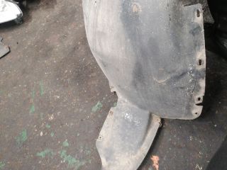 bontott VW TOURAN Bal első Első Dobbetét (Kerékjárati, Műanyag)