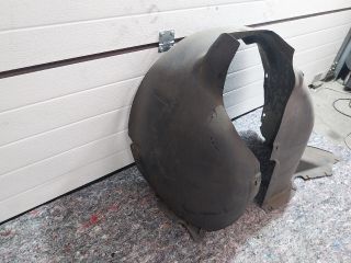 bontott VW TOURAN Bal első Első Dobbetét (Kerékjárati, Műanyag)