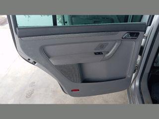 bontott VW TOURAN Bal első Fejtámla