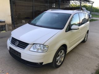 bontott VW TOURAN Bal első Külső Kilincsfészek