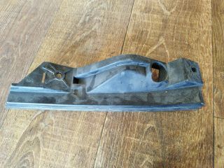 bontott VW TOURAN Bal első Lökhárító Tartó (Műanyag)