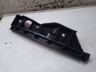 bontott VW TOURAN Bal első Lökhárító Tartó (Műanyag)