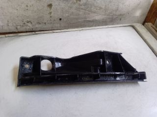 bontott VW TOURAN Bal első Lökhárító Tartó (Műanyag)